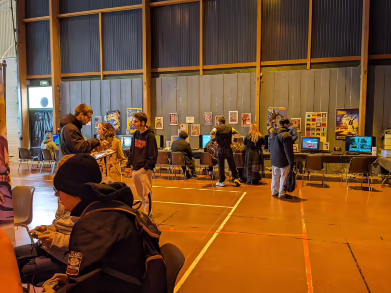 received_389755620354877–960