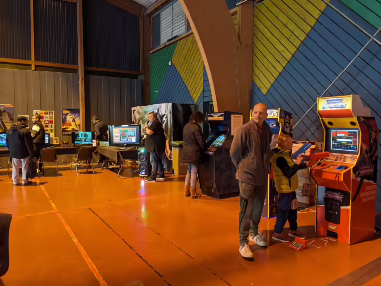 received_921588632964141–960